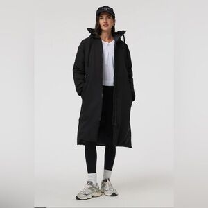 NWT Vuori Icelandic Anorak Puffer Parka Coat Jacket * Black * Medium * Warm